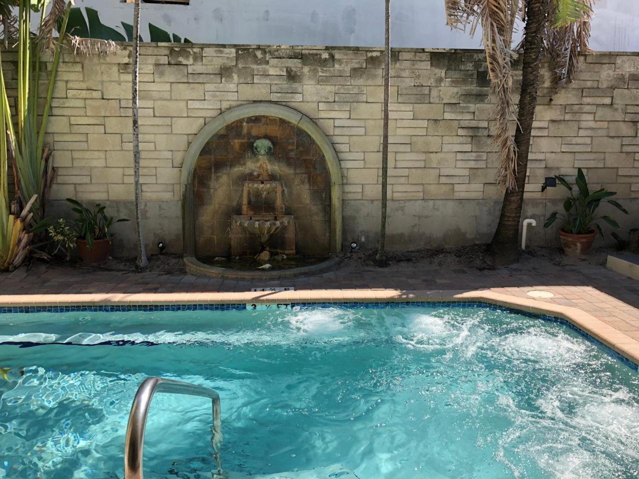 Courtyard Villa Hotel Lauderdale-by-the-Sea Esterno foto